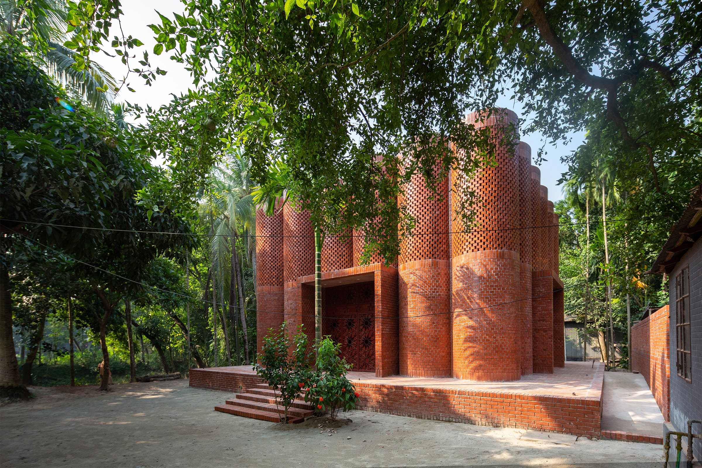 Shah Muhammad Mohshin Khan Dargah (Mausoleum)